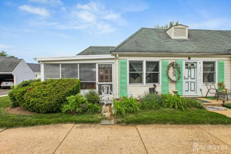 157 Pelham Lane Monroe NJ 08831