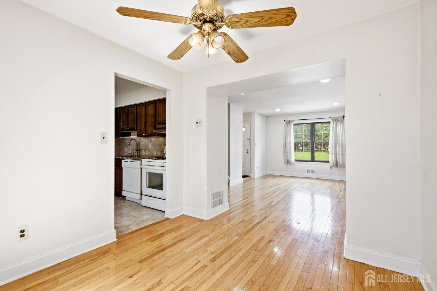 51 Pheasant Run Edison NJ 08820