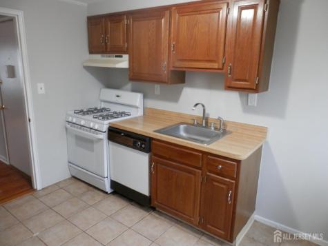 39 Garfield Park Road Edison NJ 08837