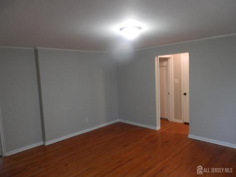 39 Garfield Park Road Edison NJ 08837