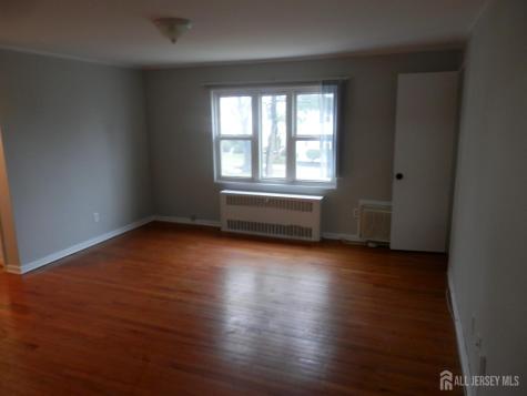 39 Garfield Park Road Edison NJ 08837