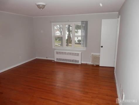 39 Garfield Park Road Edison NJ 08837