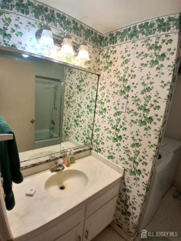 252 Mystic Lane Monroe NJ 08831