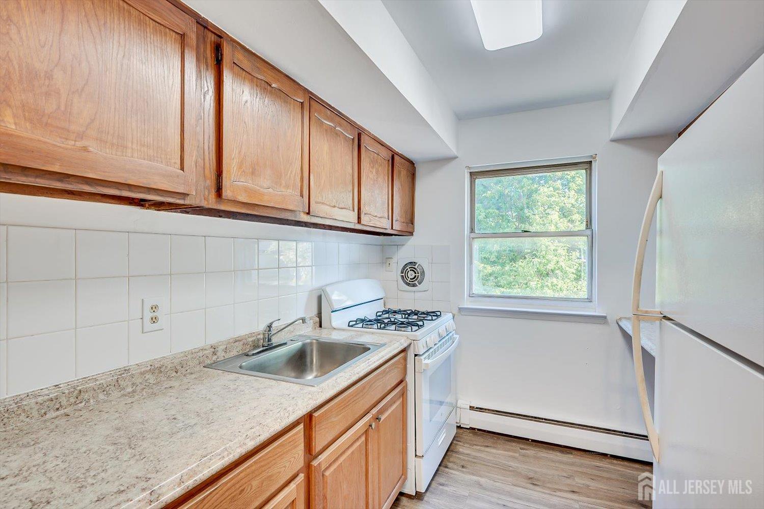 55 Gill Lane Iselin NJ 08830
