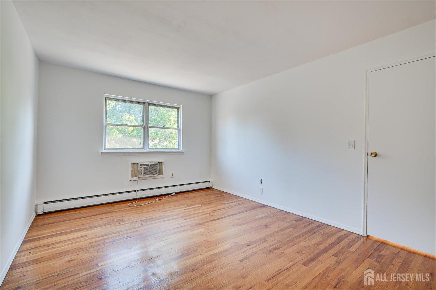 55 Gill Lane Iselin NJ 08830