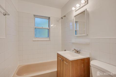 55 Gill Lane Iselin NJ 08830