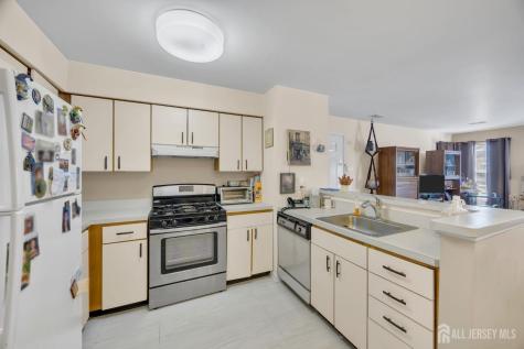 122 Longfield Court East Brunswick NJ 08816