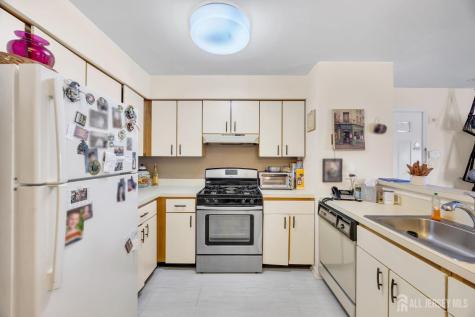 122 Longfield Court East Brunswick NJ 08816