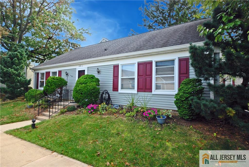 426 Redding Lane Monroe NJ 08831