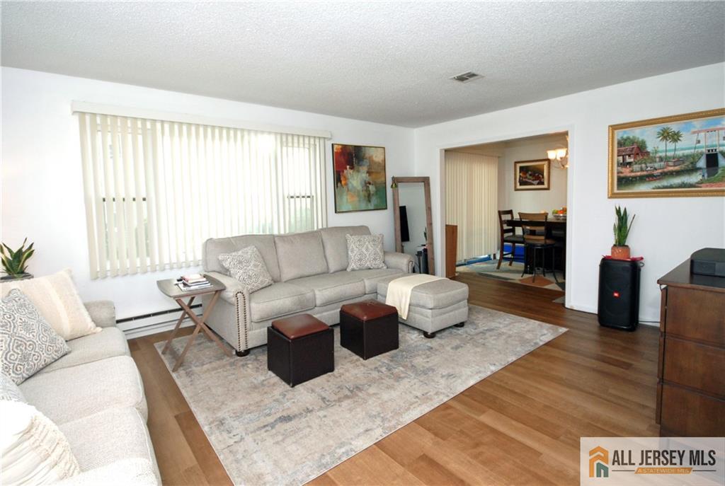 426 Redding Lane Monroe NJ 08831