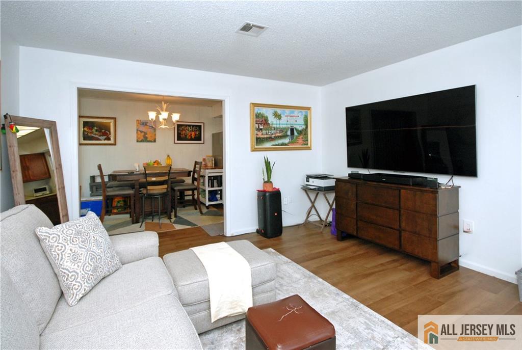 426 Redding Lane Monroe NJ 08831