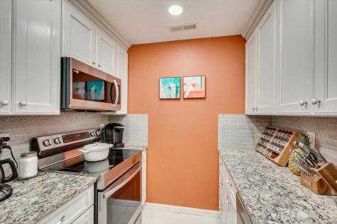511 Ravens Crest Drive Plainsboro NJ 08536