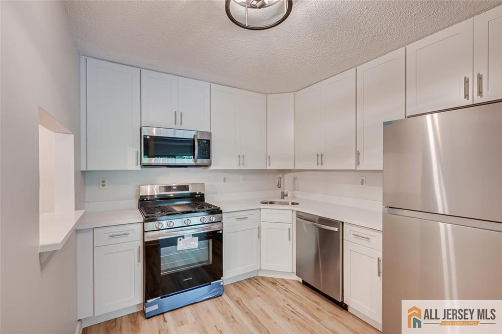 14 Sheffield Court North Brunswick NJ 08902