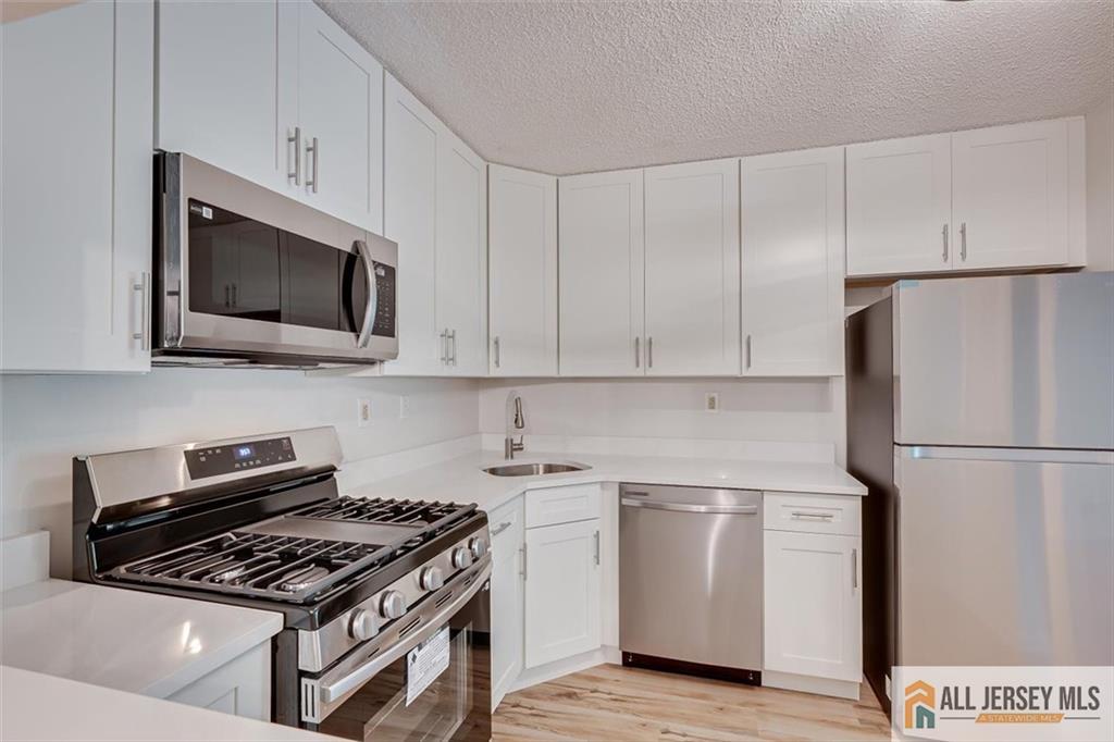 14 Sheffield Court North Brunswick NJ 08902