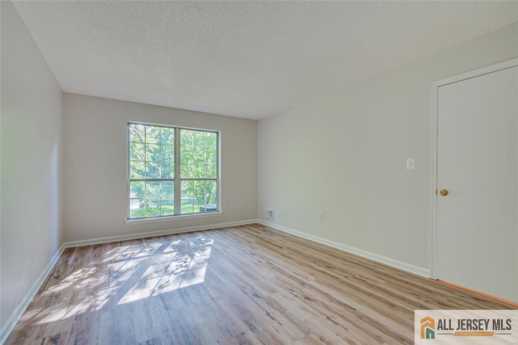 14 Sheffield Court North Brunswick NJ 08902
