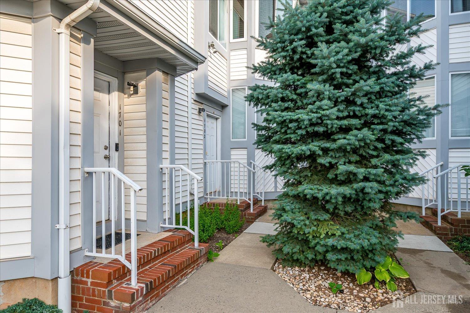 1702 Amanda Court Piscataway NJ 08854