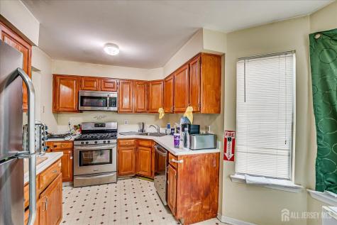 1702 Amanda Court Piscataway NJ 08854