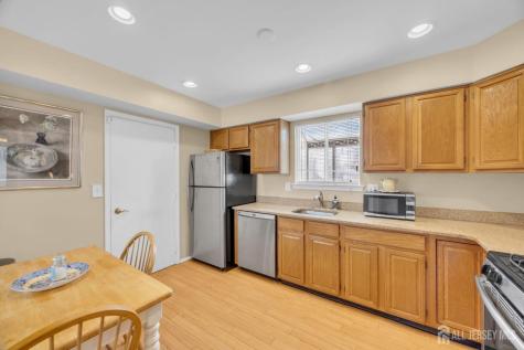 123 Harrow Drive Franklin Twsp NJ 08873