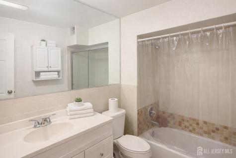 1032 Cricket Lane Woodbridge Proper NJ 07095