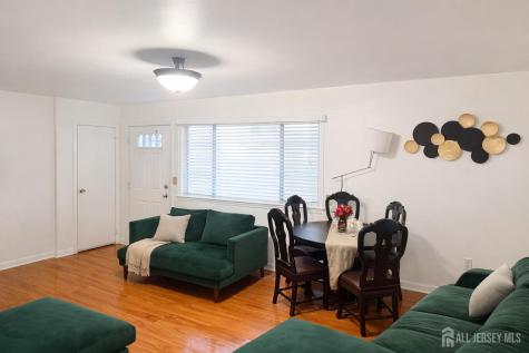 1032 Cricket Lane Woodbridge Proper NJ 07095