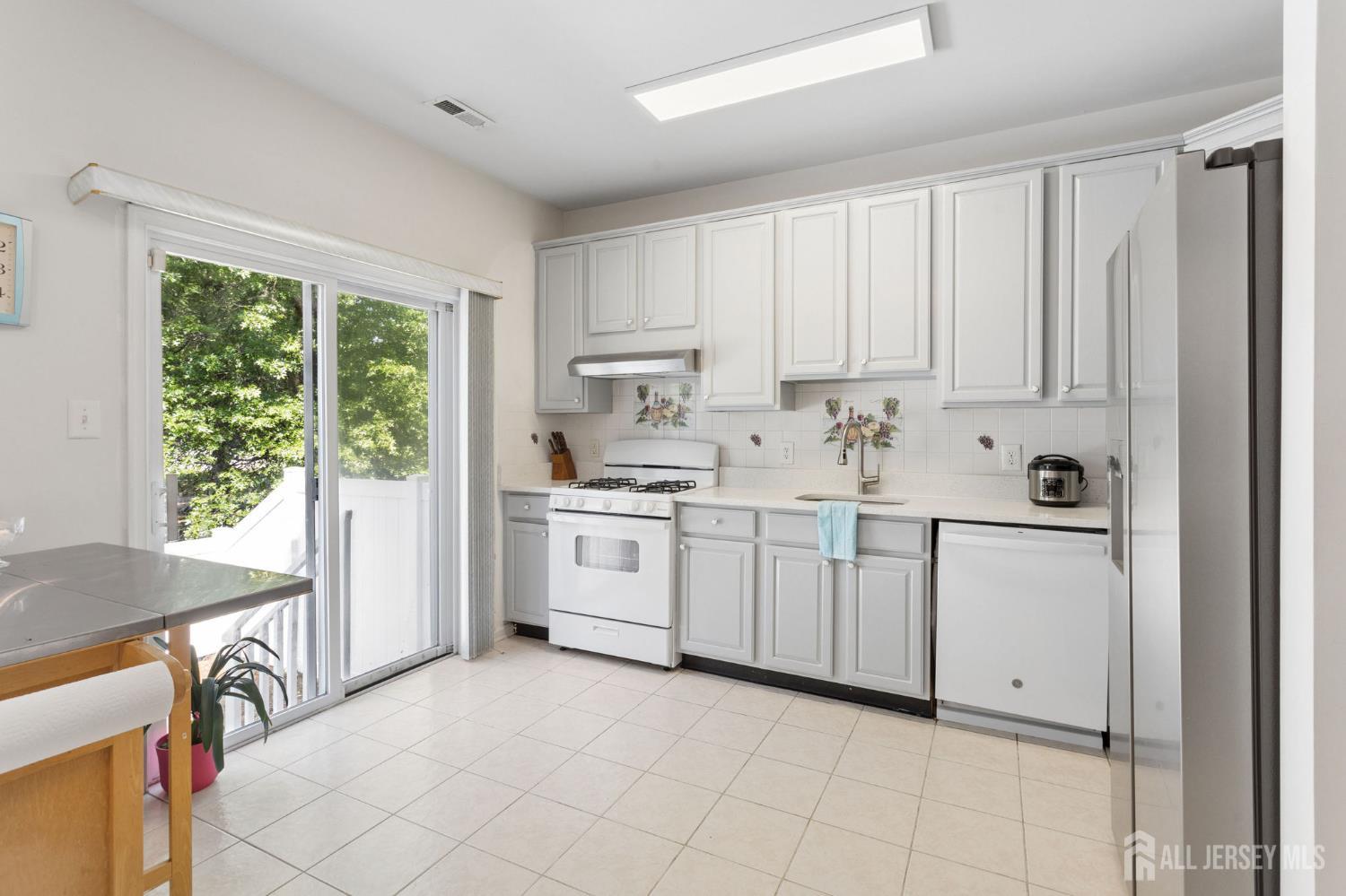 1203 Yarrow Circle South Brunswick NJ 08810