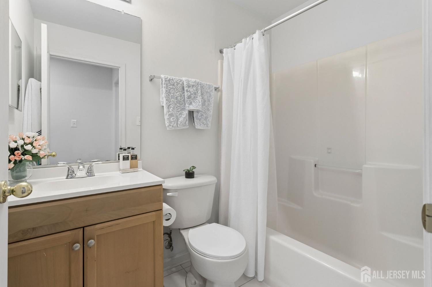 1203 Yarrow Circle South Brunswick NJ 08810