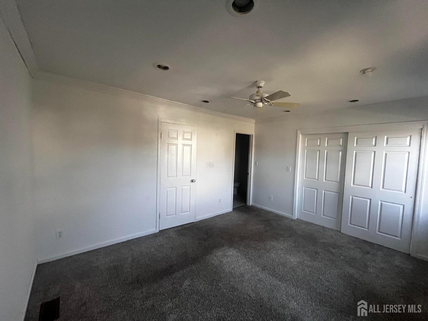8 Harmony Way Sayreville NJ 08872