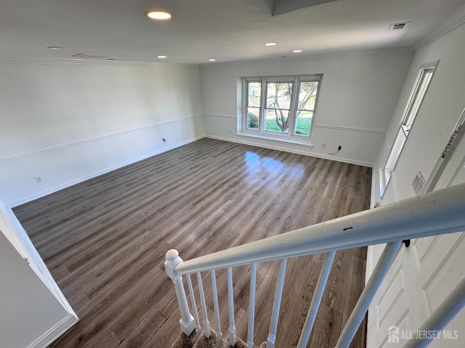 8 Harmony Way Sayreville NJ 08872