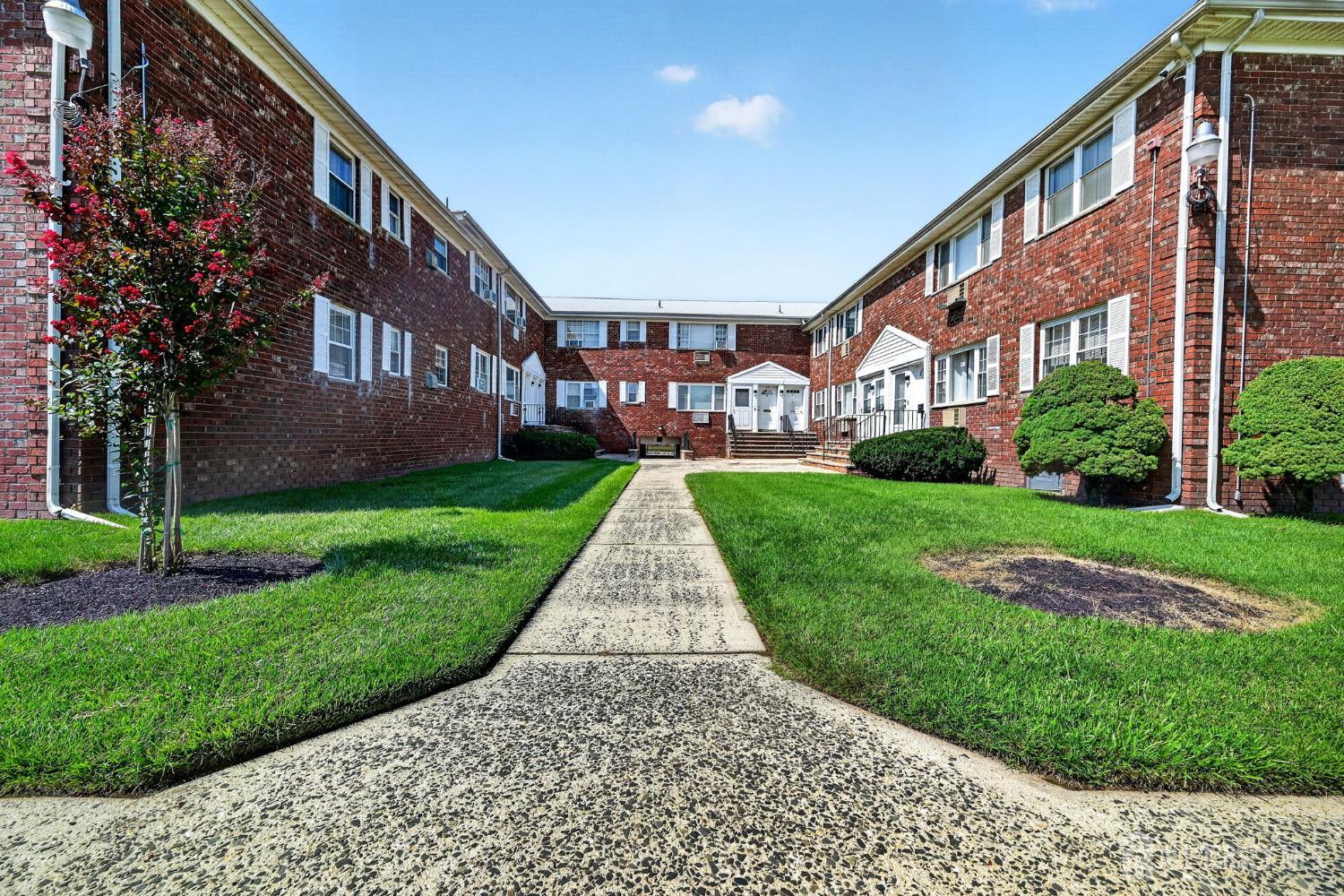 46 Gramercy Gardens Middlesex NJ 08846