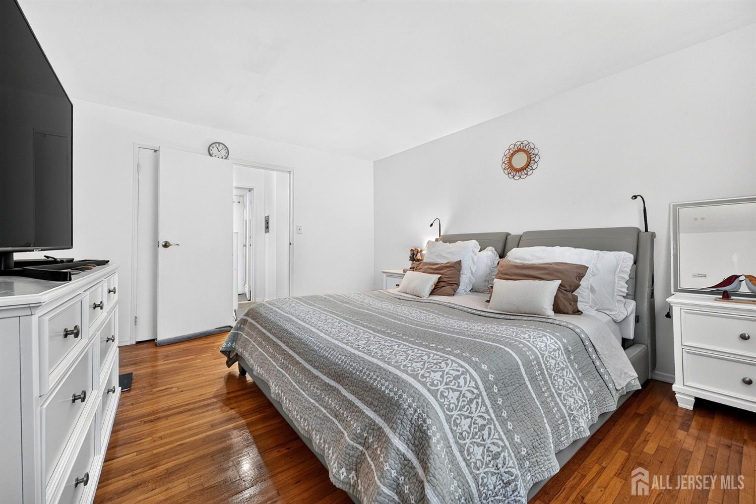 46 Gramercy Gardens Middlesex NJ 08846