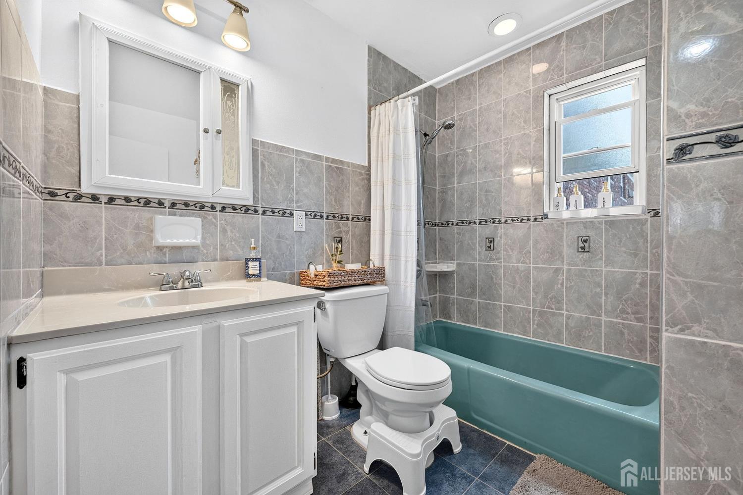 46 Gramercy Gardens Middlesex NJ 08846