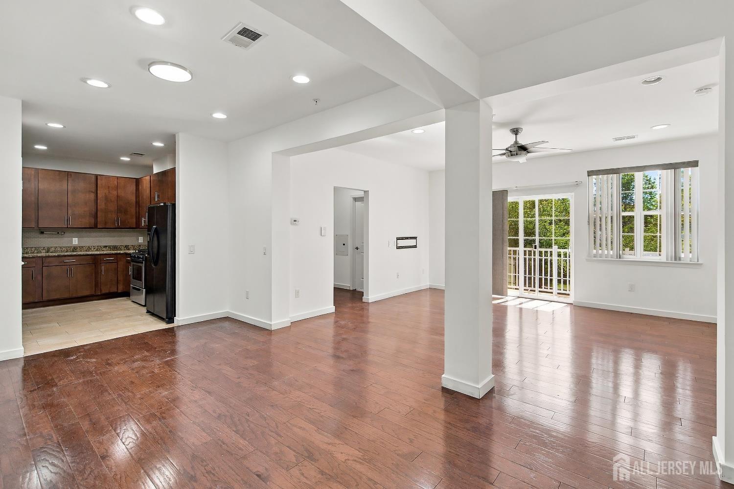 324 Pond Lane Piscataway NJ 08854