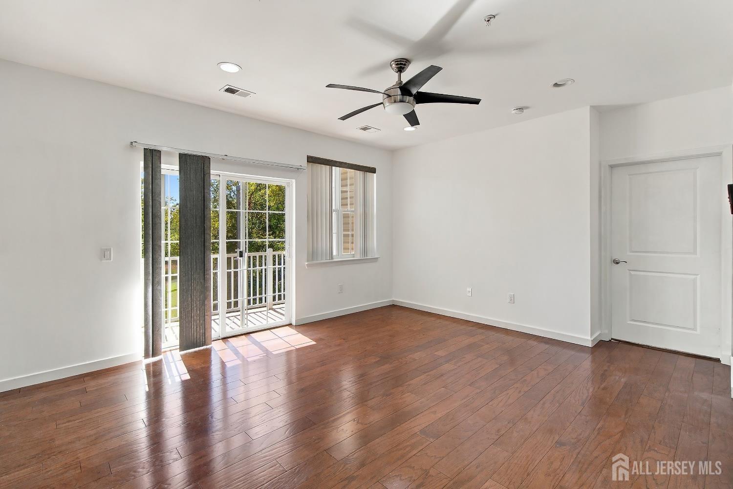 324 Pond Lane Piscataway NJ 08854