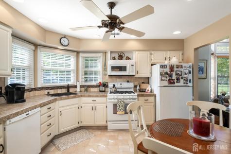 7 Endsleigh Place Robbinsville NJ 08691