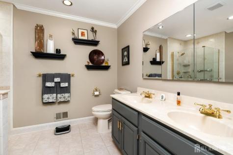 7 Endsleigh Place Robbinsville NJ 08691