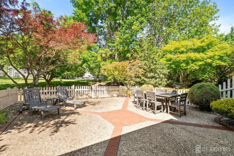 7 Endsleigh Place Robbinsville NJ 08691