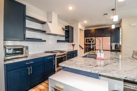715 Station Road Dunellen NJ 08812