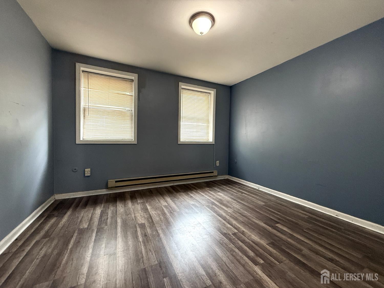 600 N 6th Street Newark NJ 07107