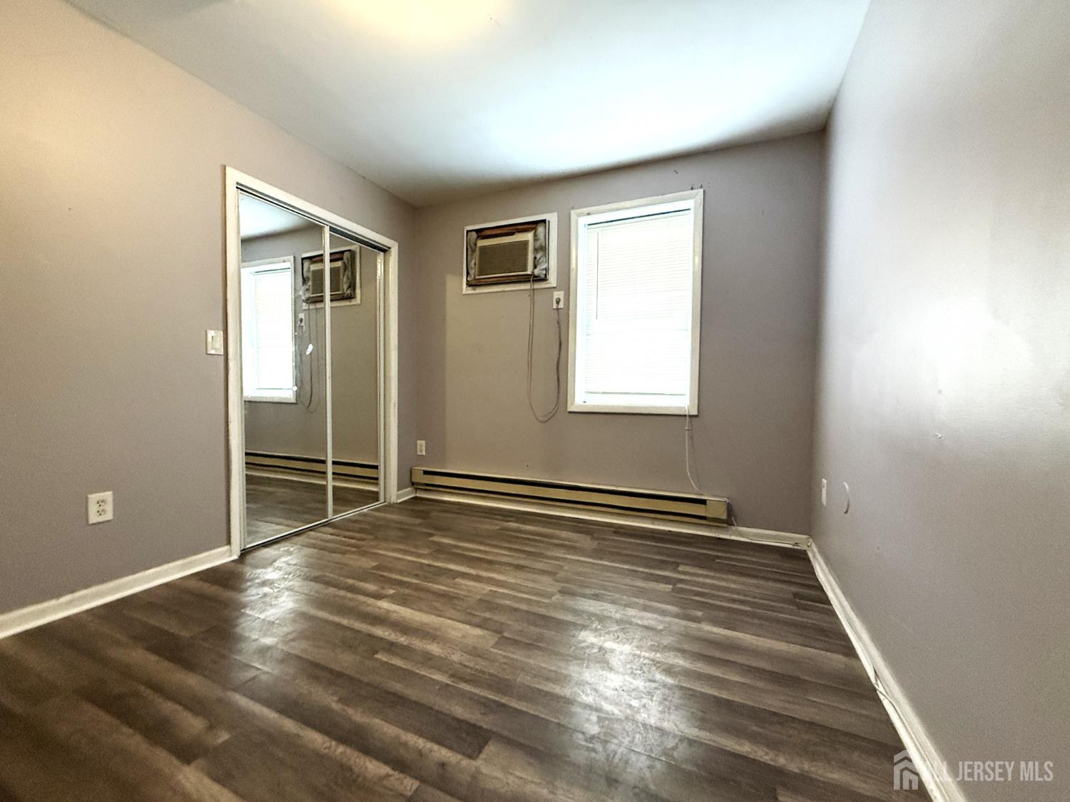 600 N 6th Street Newark NJ 07107