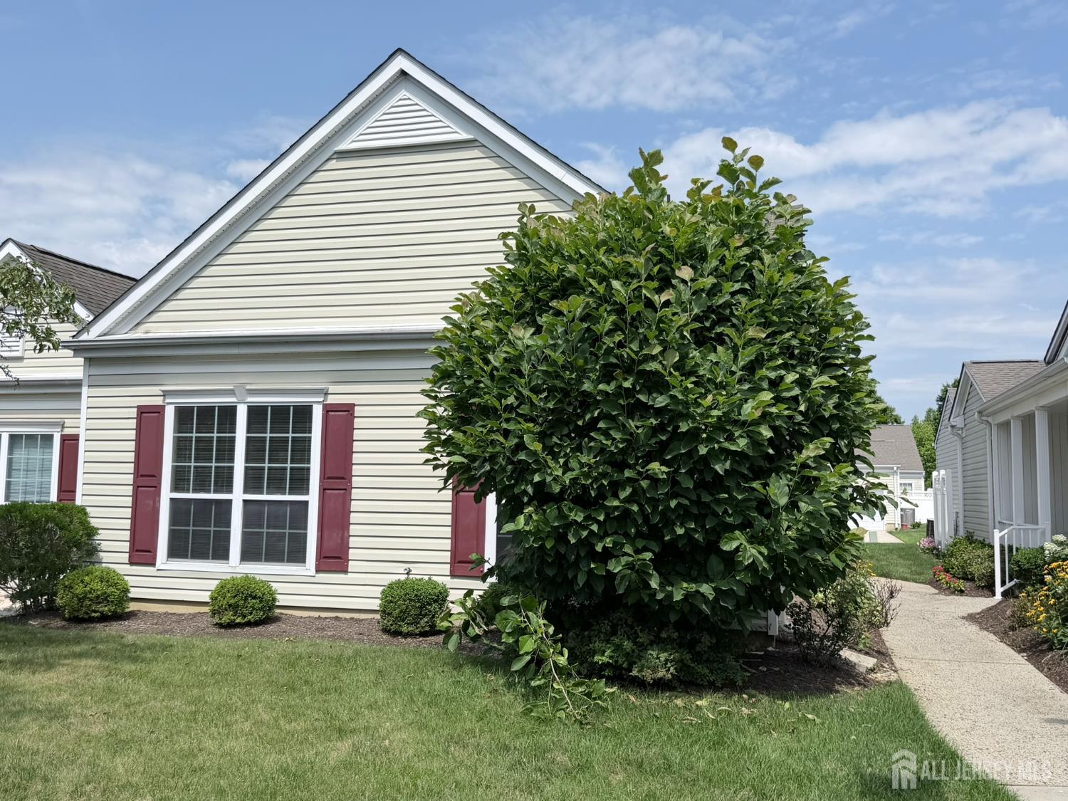 556 NE Harrier Drive Monroe NJ 08831