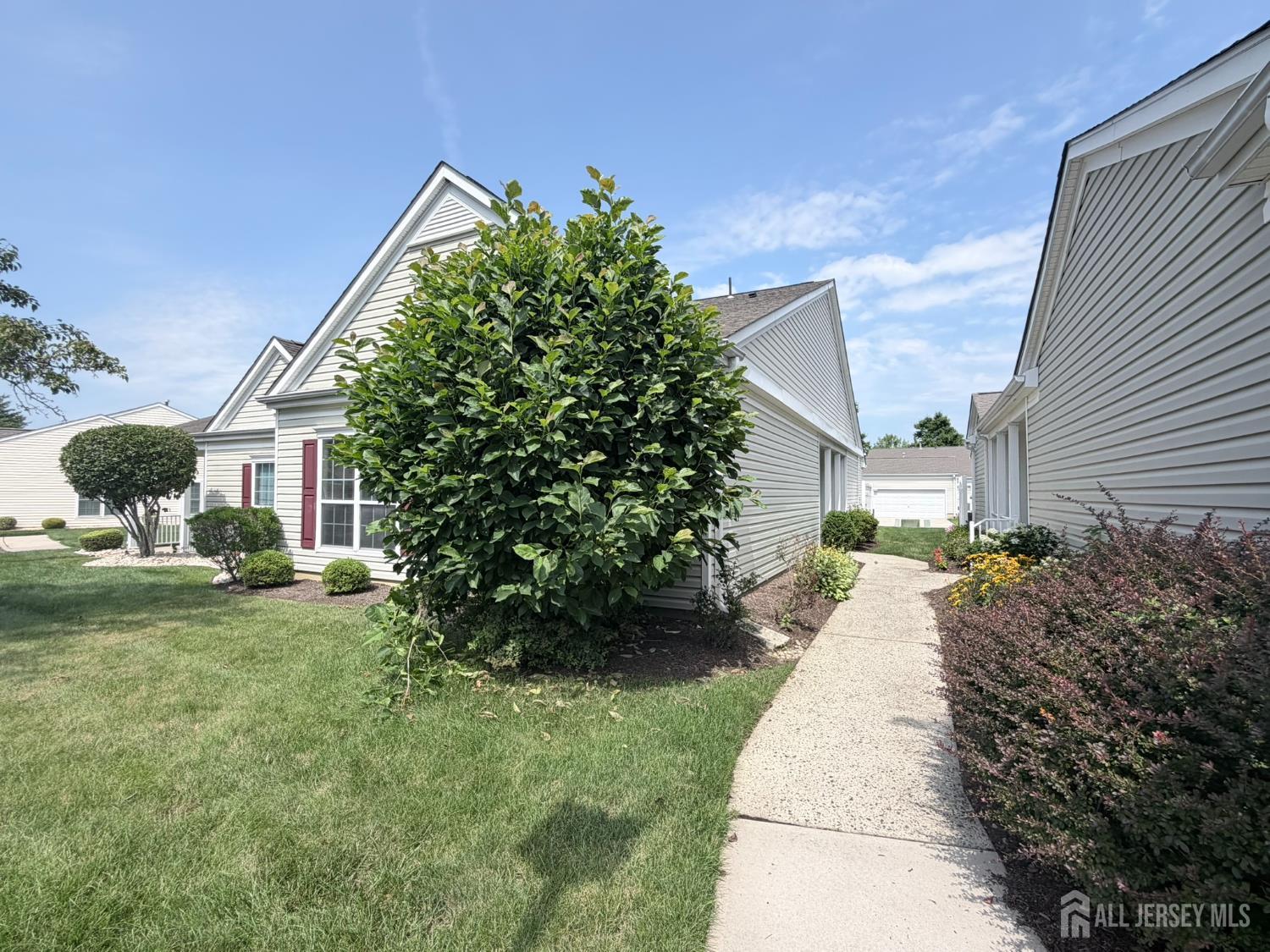 556 NE Harrier Drive Monroe NJ 08831