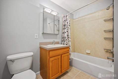189 Sunshine Drive Piscataway NJ 08854