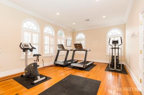 189 Sunshine Drive Piscataway NJ 08854