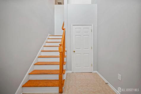 189 Sunshine Drive Piscataway NJ 08854