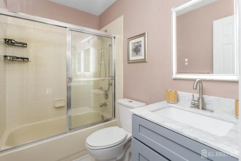 63 Winthrop Road Monroe NJ 08831