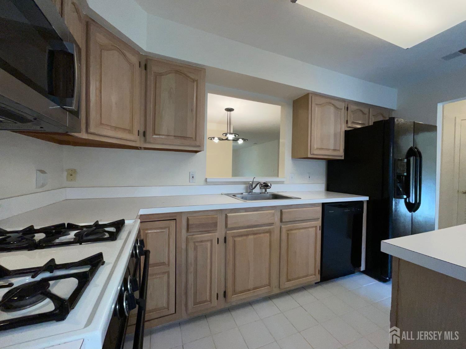 81 Winthrop Road Monroe NJ 08831
