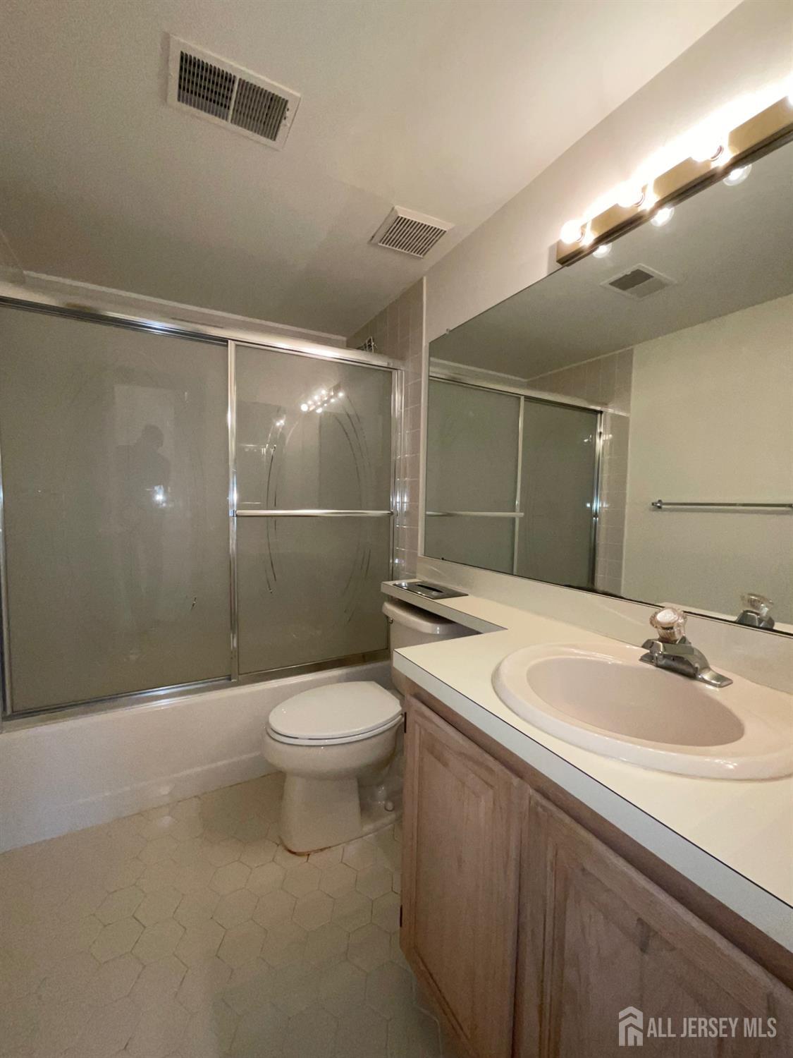 81 Winthrop Road Monroe NJ 08831