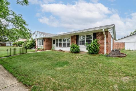 1270-B Argyll Circle Lakewood NJ 08701