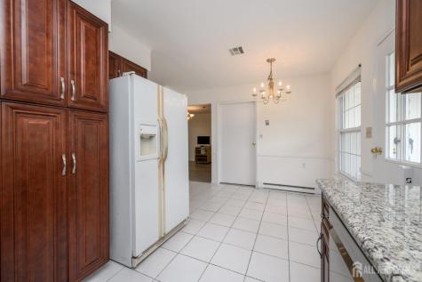 1270-B Argyll Circle Lakewood NJ 08701