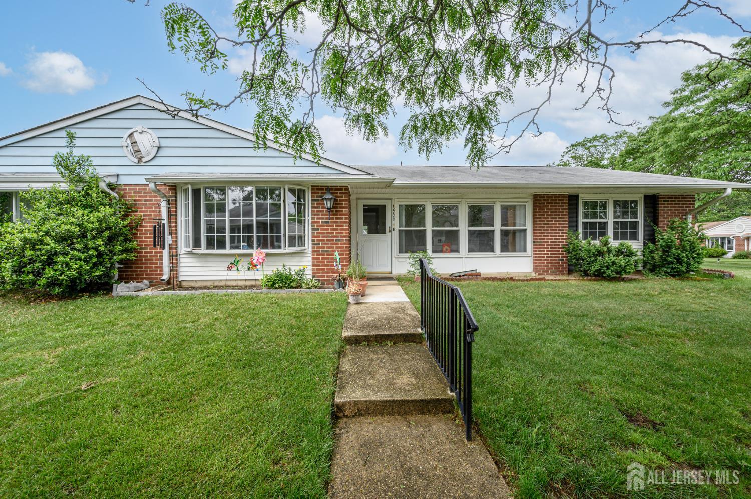 1270-B Argyll Circle Lakewood NJ 08701